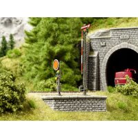 NOCH ( 58305 ) Signalsockel, groß H0