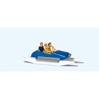 Preiser 10682 - Familie im Tretboot (1)
