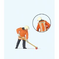 Preiser 28198 - Feuerwehrmann kehrend