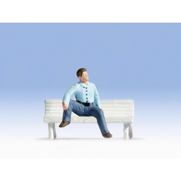 NOCH 1554001 - Sitzender “Magnus” H0