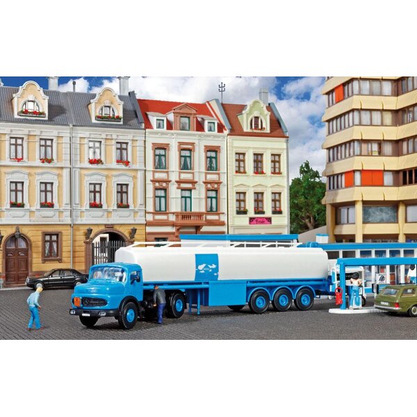 KIBRI 14610 - H0 MB Rundhauber mit ARAL Tankwagen
