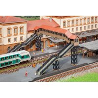 FALLER 120109 - Fußgängerbrücke mit Überdachu