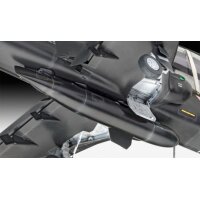 REVELL 03852 BAe Hawk T2