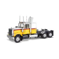 REVELL 17471 Chevy Bison Semi Truck