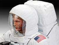 REVELL 03702 - Apollo 11 Astronaut on the Moon 1:8