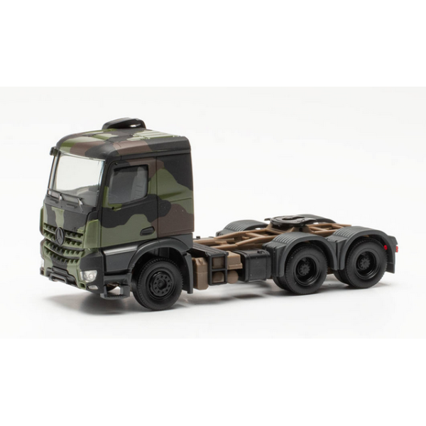 HERPA 747028 MB Arocs 6x4 ZM BW flecktarn