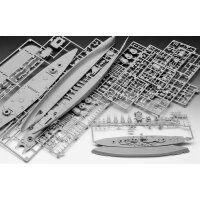 REVELL 05637 Geschenkset  The Legendary Bismarck (1:700&1:1200)