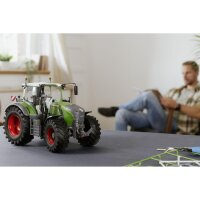 REVELL 07827 Fendt 728 Vario Tractor (Click System) 1:20