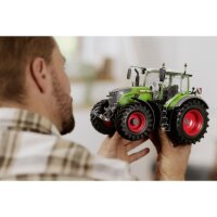 REVELL 07827 Fendt 728 Vario Tractor (Click System) 1:20